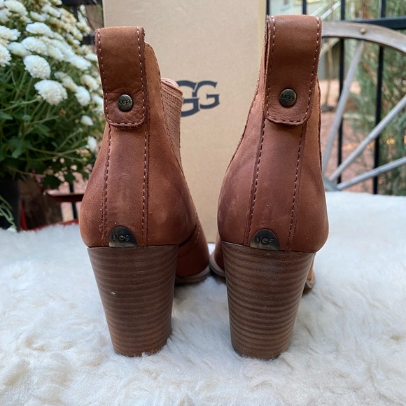 New Ugg Cobie Rust booties. These are from a sample sale size 7. - Picture 4 of 4